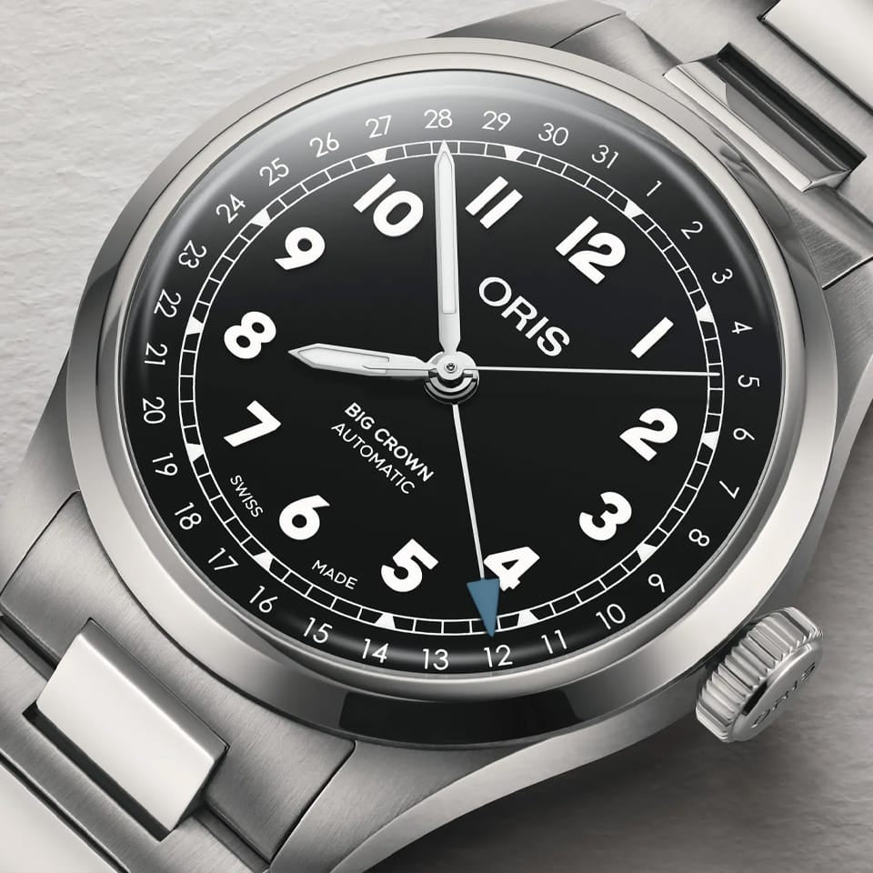 Oris Big Crown Pointer Date Automatic 40mm Watch 01 754 7798 4064-07 8 20 06 — Viewed at a three-quarter angle, the multi-piece stainless steel case and signature oversized Big Crown are clearly visible.