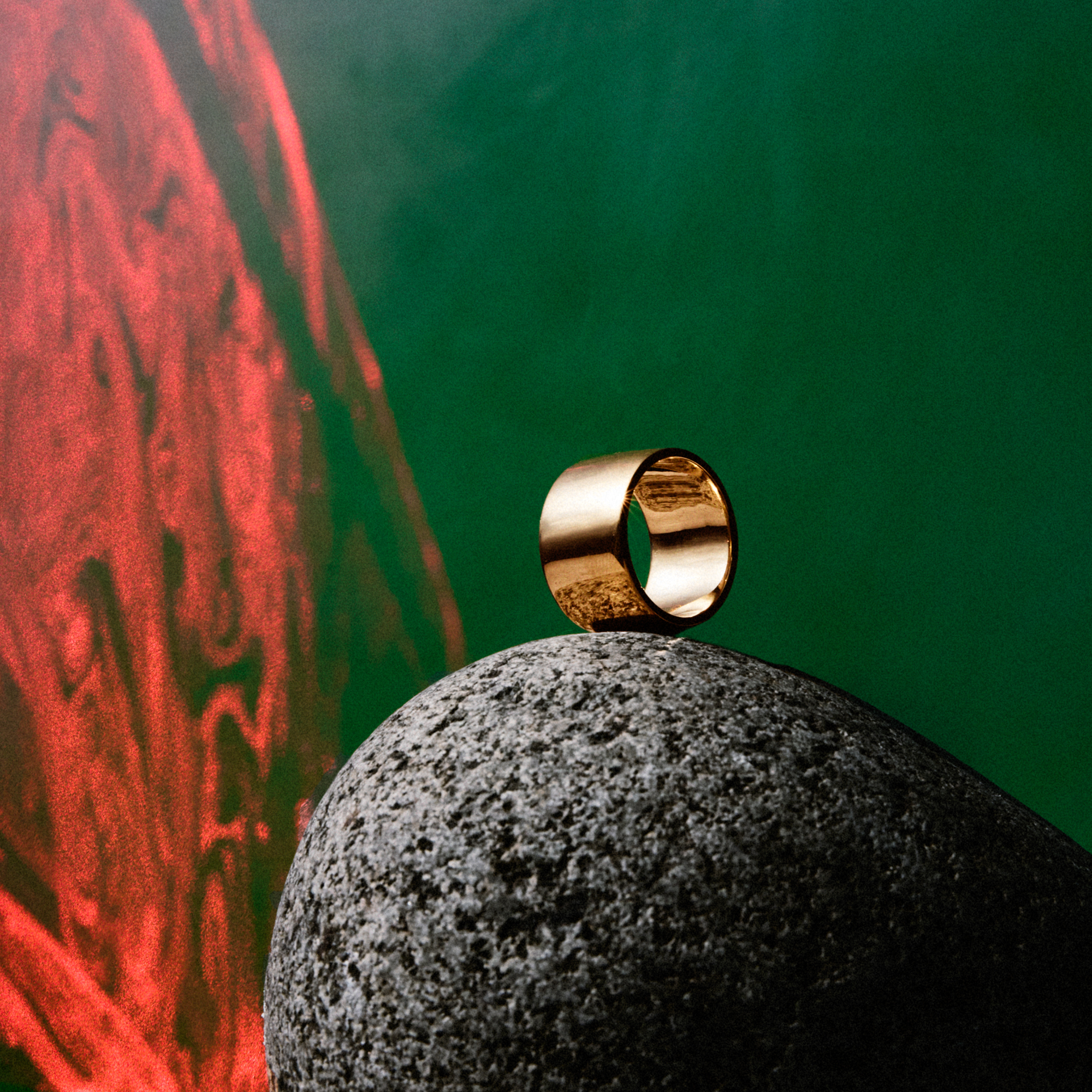 Cigar Ring in 18ct Yellow Gold