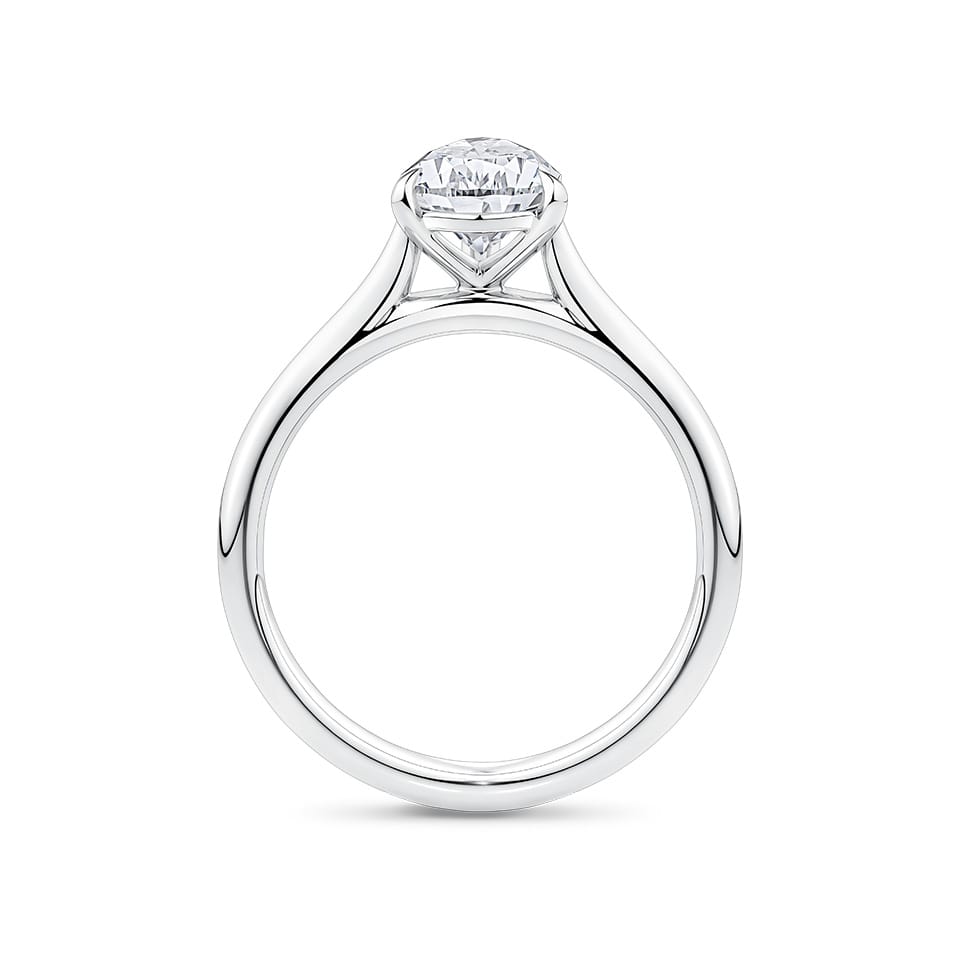 Pear Cut Diamond Engagement Ring in 18ct White Gold