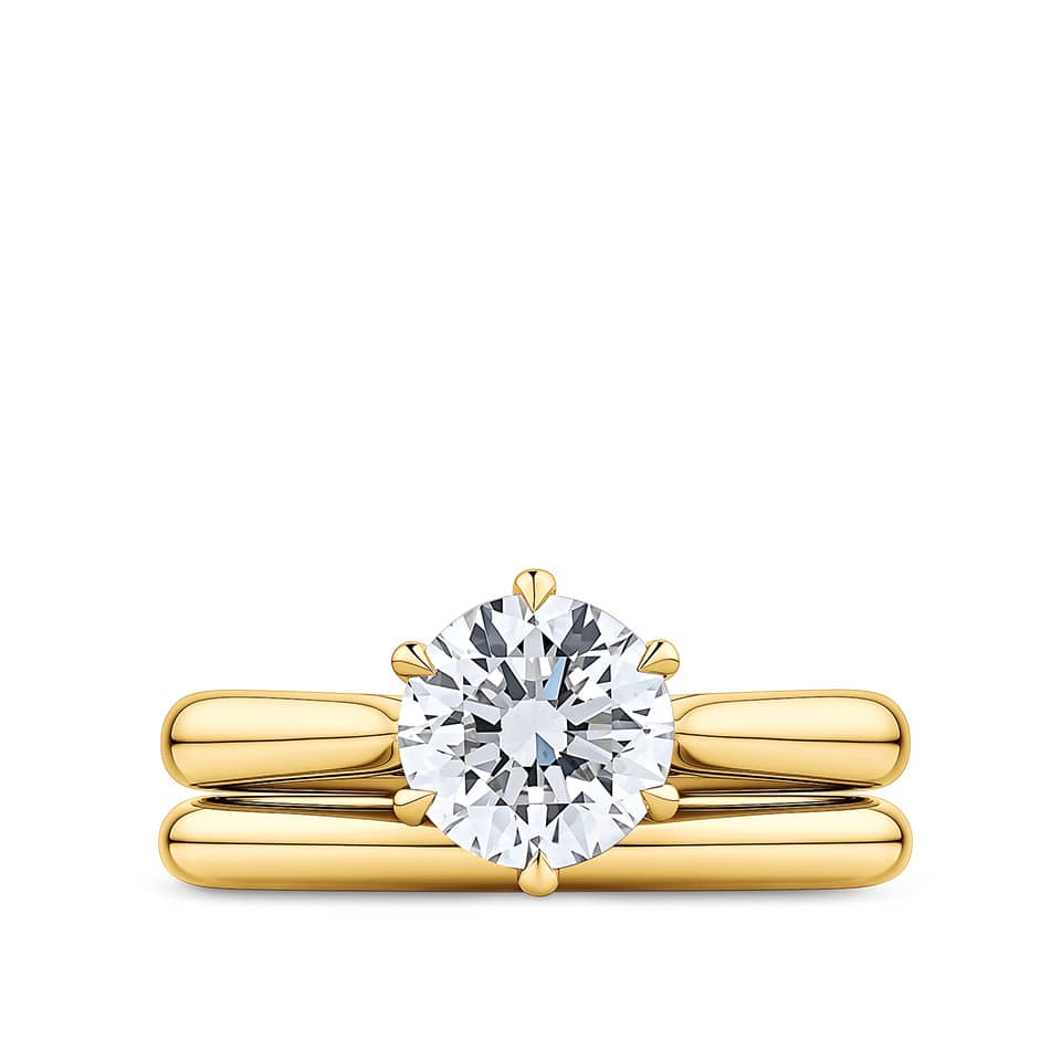 Round Brilliant Cut Diamond Engagement Ring in 18ct Yellow Gold