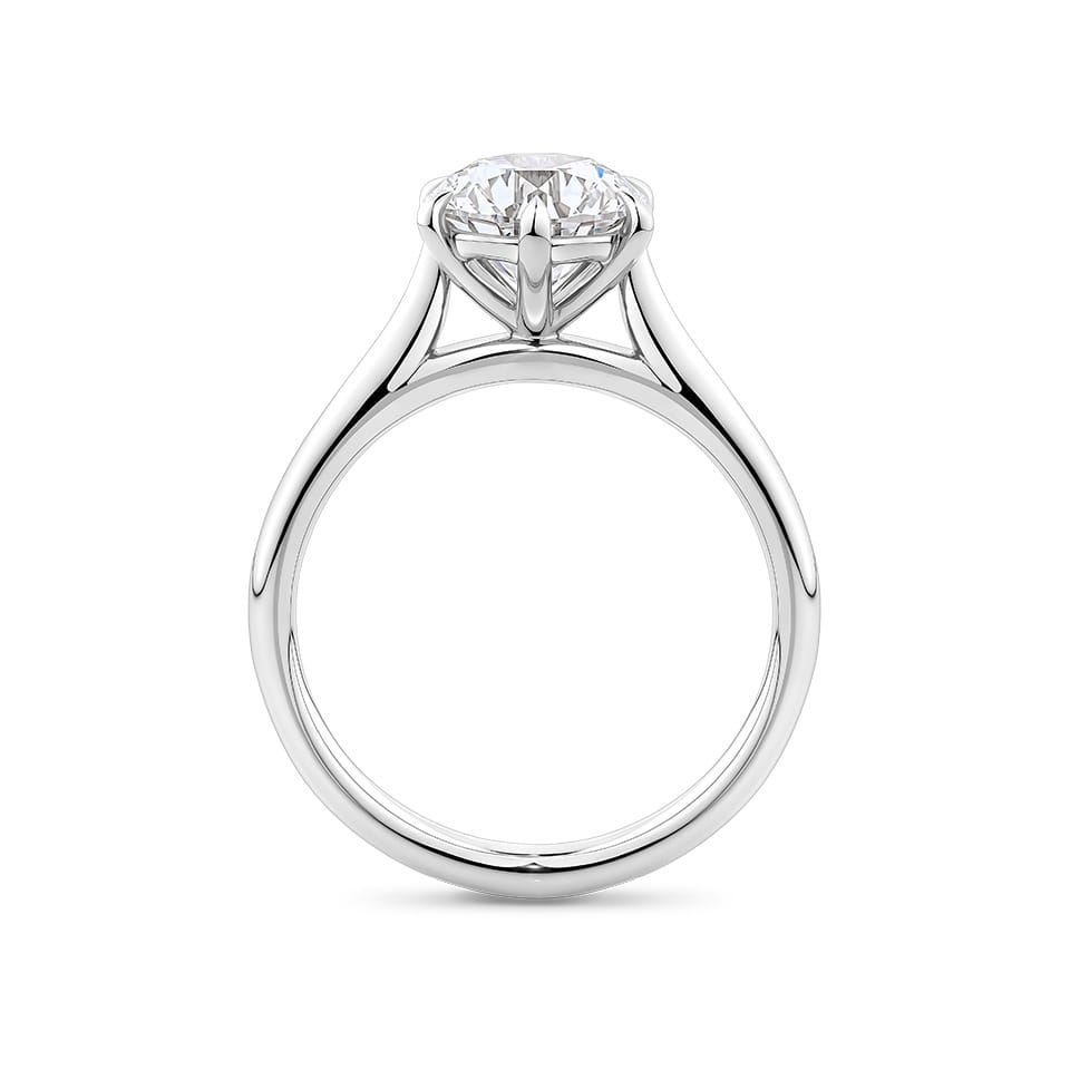 Round Brilliant Cut Diamond Engagement Ring in 18ct White Gold
