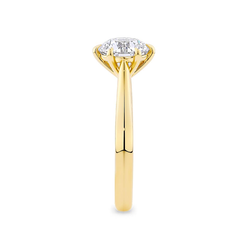 Round Brilliant Cut Diamond Engagement Ring in 18ct Yellow Gold