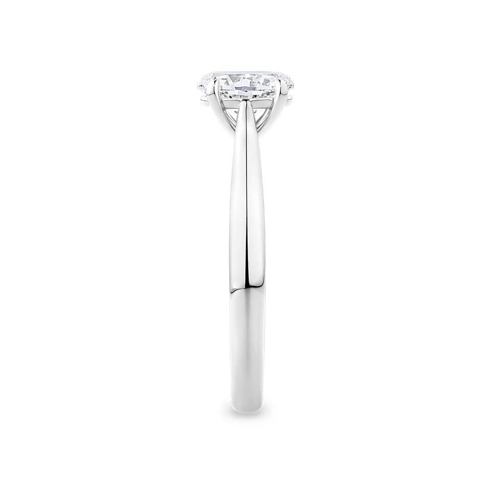 Oval Cut Diamond Engagement Ring in 18ct White Gold