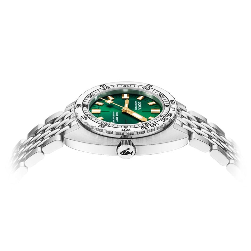 DOXA SUB 200T Sea Emerald Automatic 39mm Watch 804.10.131S.10 - side profile showing the impressive case size