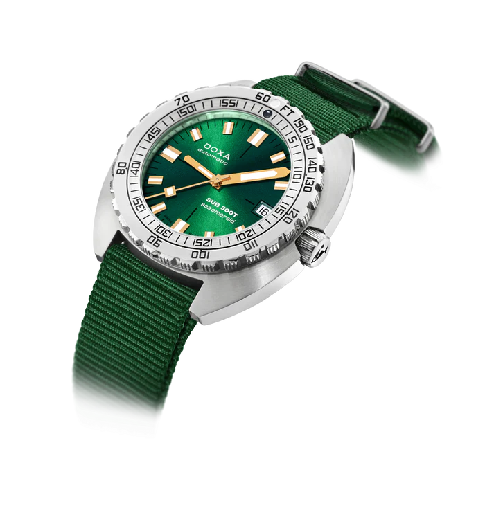 DOXA SUB 300T Sea Emerald Stainless Steel NATO Strap 840.10.131.26-N