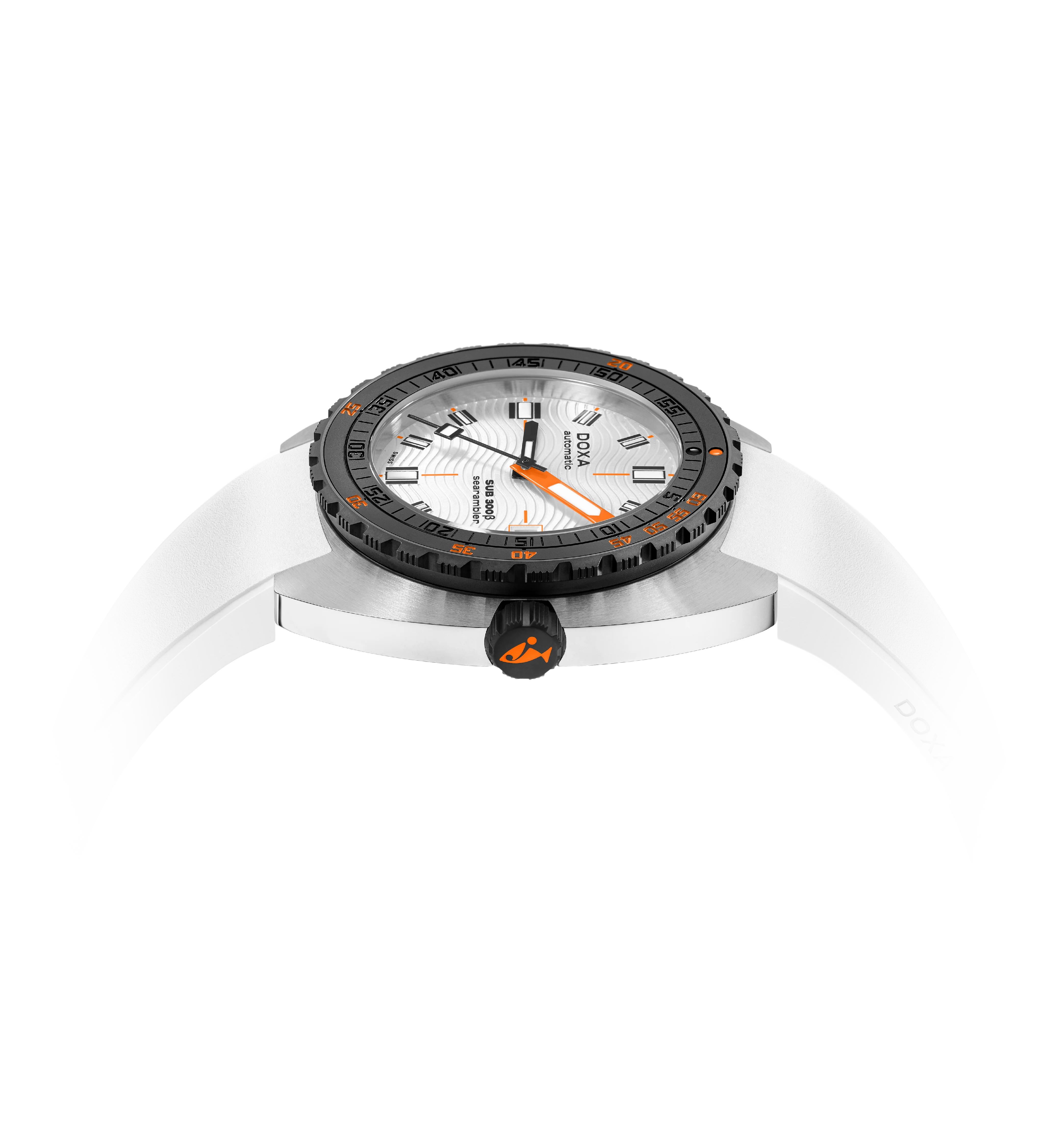 DOXA SUB 300 Beta Searambler Stainless Steel Rubber Strap 830.10.021.23