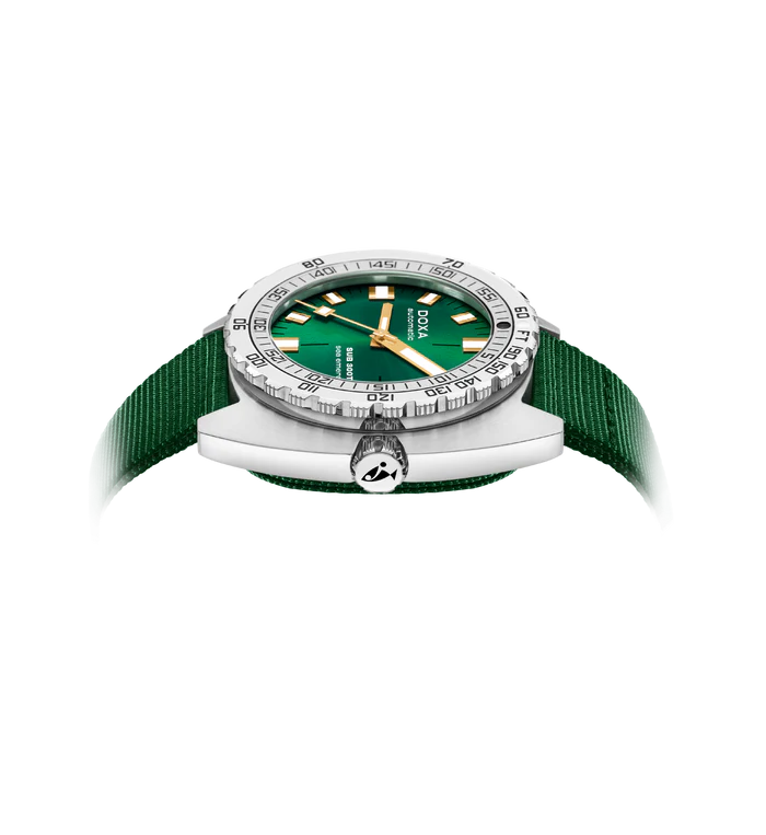 DOXA SUB 300T Sea Emerald Stainless Steel NATO Strap 840.10.131.26-N