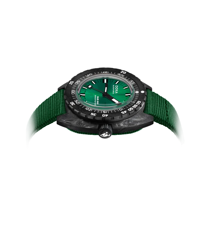 DOXA SUB 300 Carbon Sea Emerald NATO Strap 822.70.131.26-N