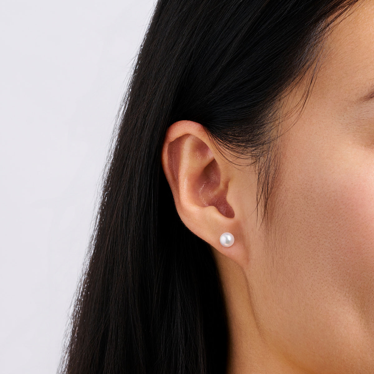 Akoya Pearl Stud Earrings in 18ct White Gold
