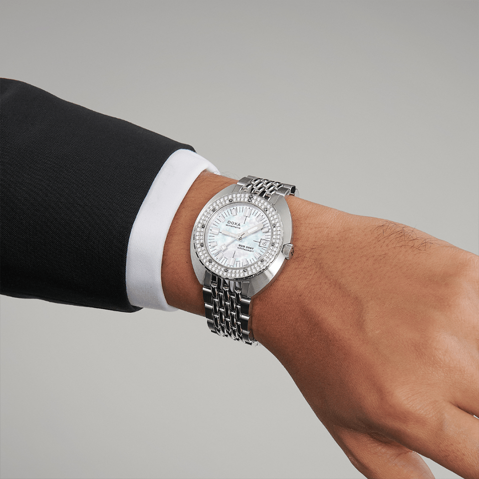 DOXA Sub 200T Diamonds Whitepearl Watch 804.10D.011.10
