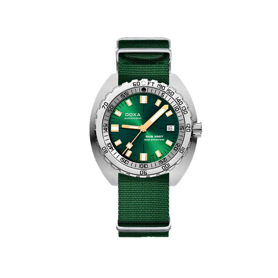 DOXA SUB 300T Sea Emerald Stainless Steel NATO Strap 840.10.131.26-N