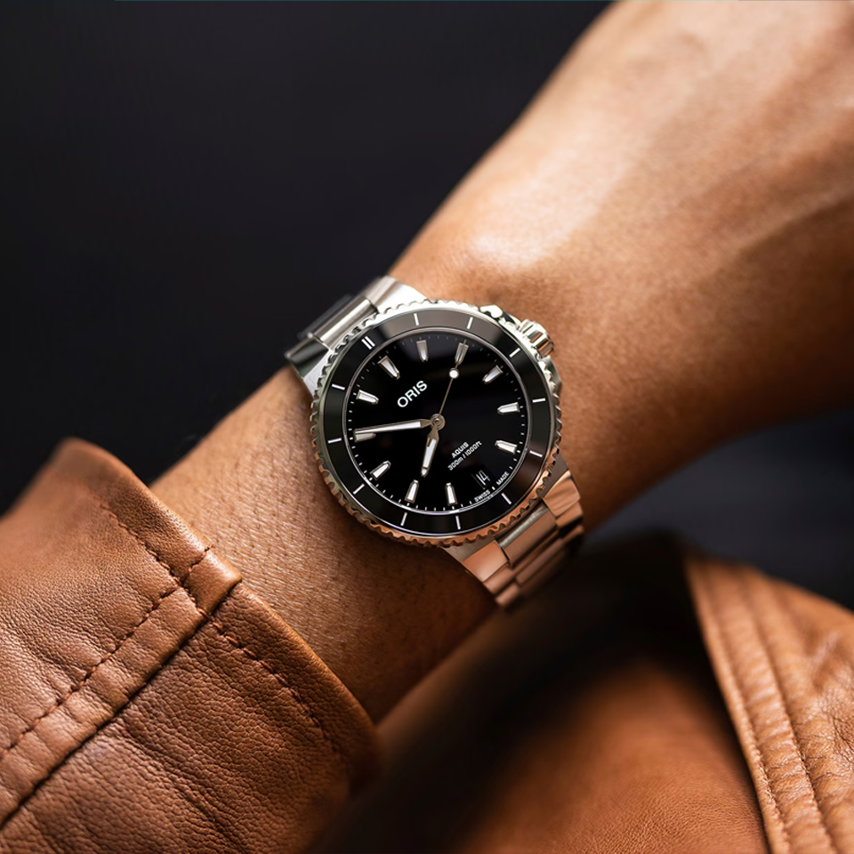 Oris Aquis Date Automatic 36.50mm Watch 733 7792 4154MB