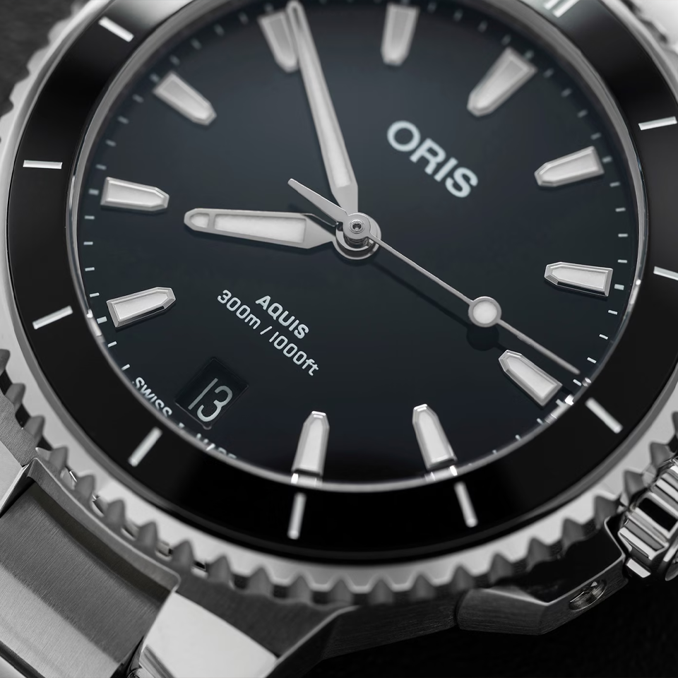 Oris Aquis Date Automatic 36.50mm Watch 733 7792 4154MB