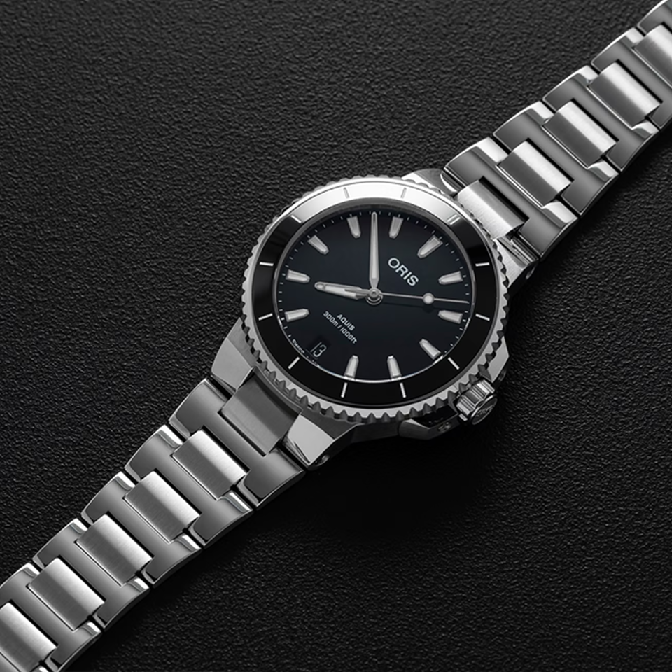 Oris Aquis Date Automatic 36.50mm Watch 733 7792 4154MB