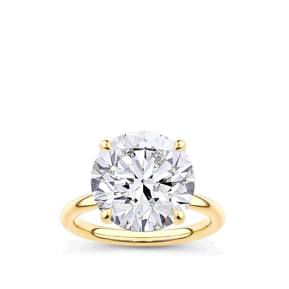 8.08 Carat Round Brilliant Cut Solitaire Engagement Ring in 18ct Yellow Gold