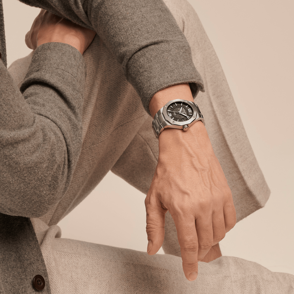 Baume et Mercier Riviera 10702 | Hardy Brothers Jewellers