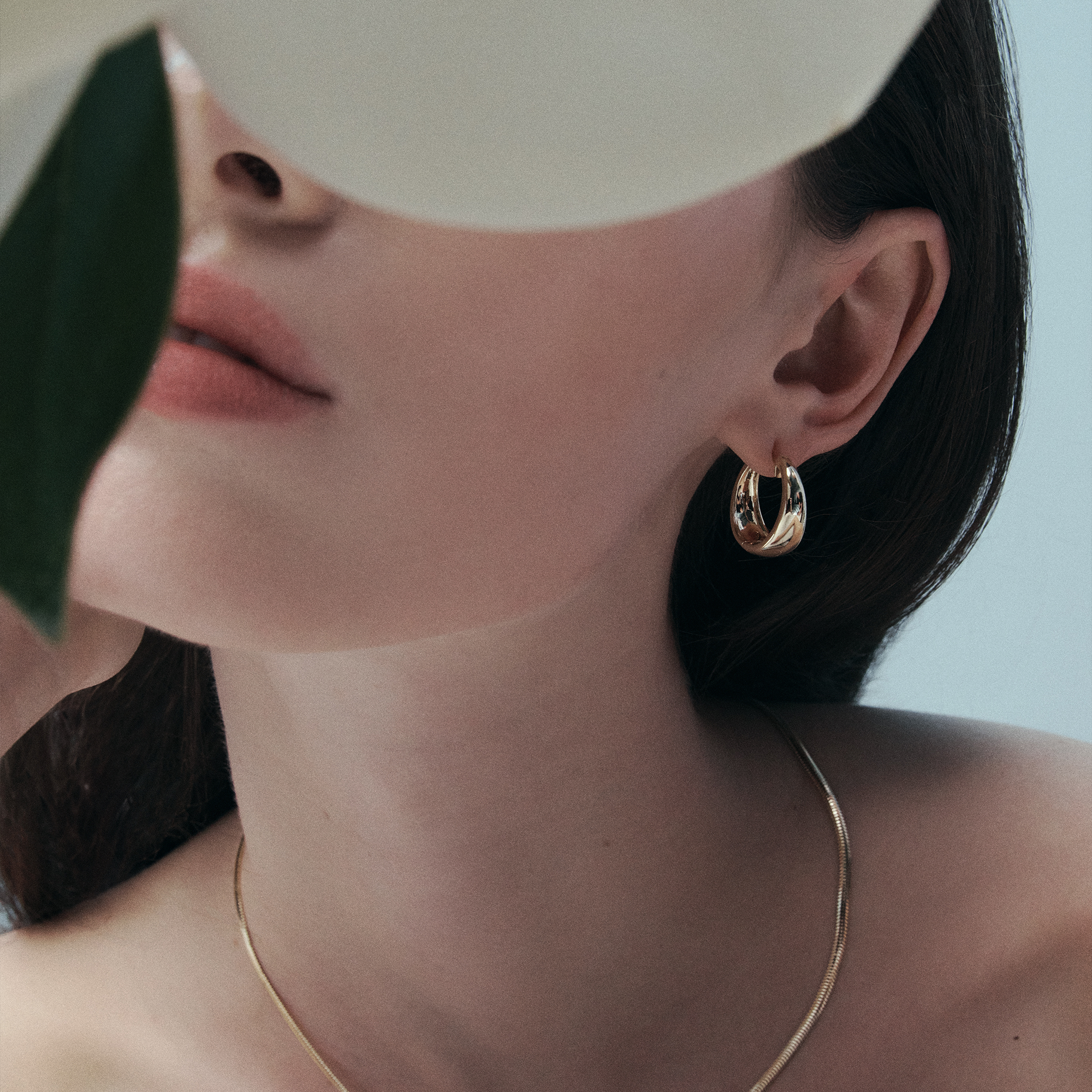 Graduated Huggie Earrings in 18ct Yellow Gold