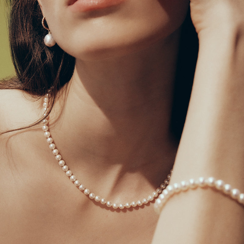 Akoya Pearl Necklace in 18ct White Gold