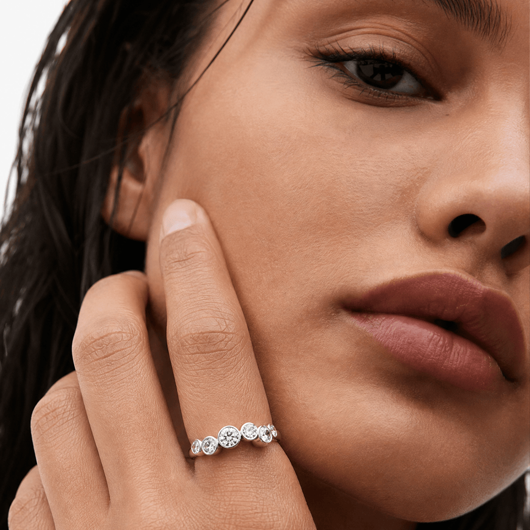 0.95 Carat Diamond Bezel Set Ring in 18ct White Gold