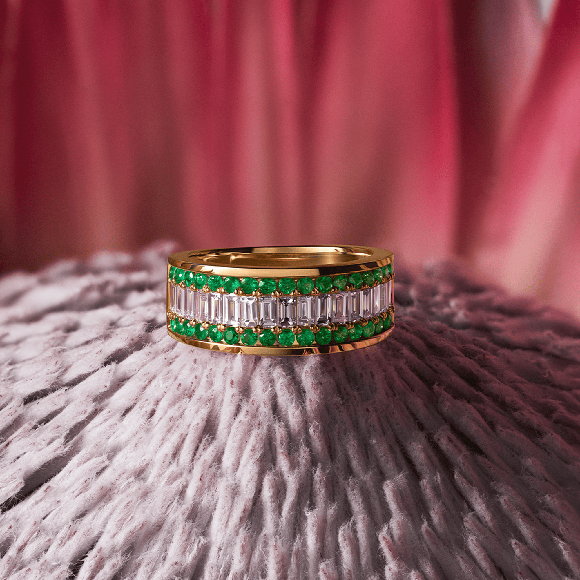 Baguette Statement Emerald and 0.90 Carat TW Diamond Ring in 18ct Yellow Gold