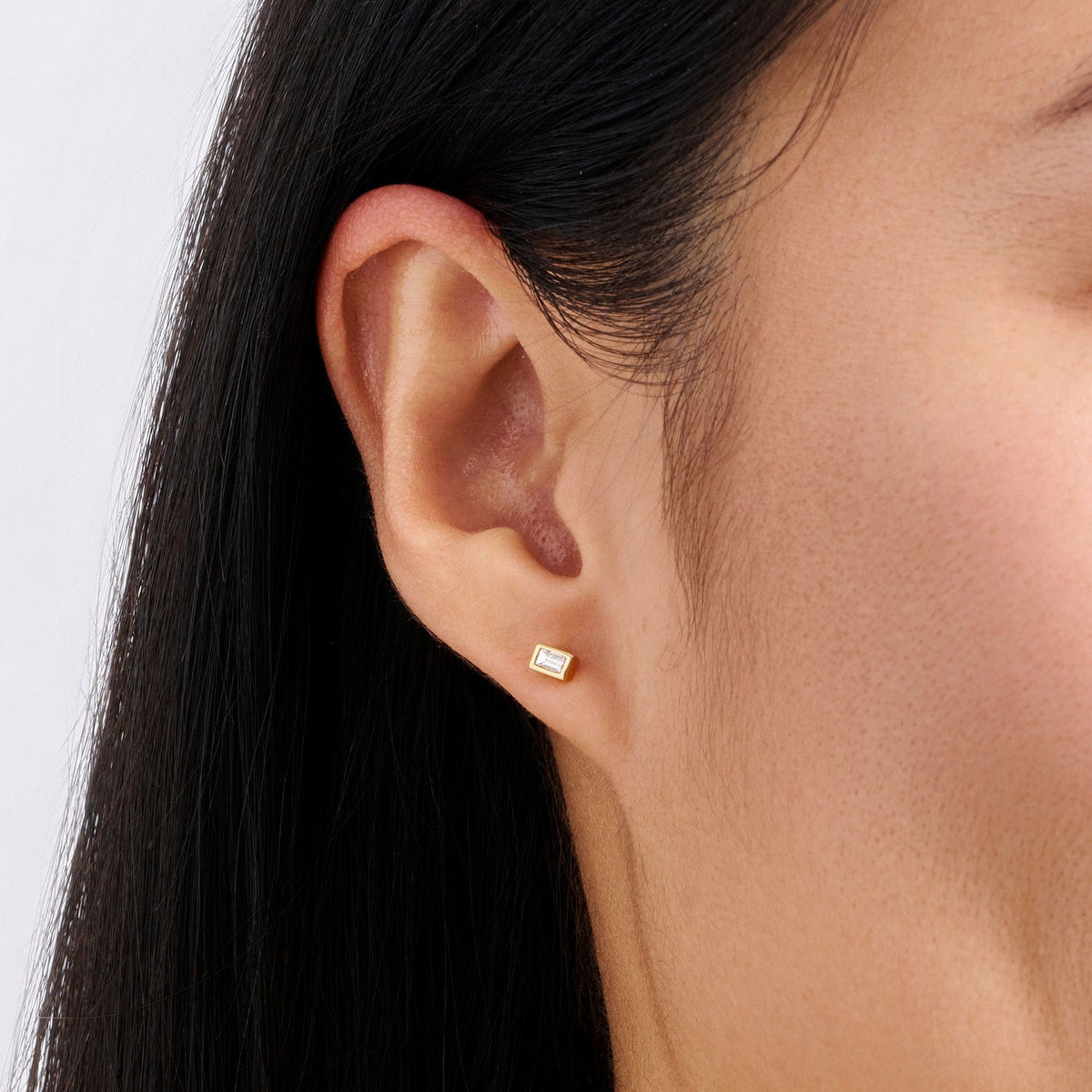 Baguette Cut Diamond Stud Earrings in 18ct Yellow Gold