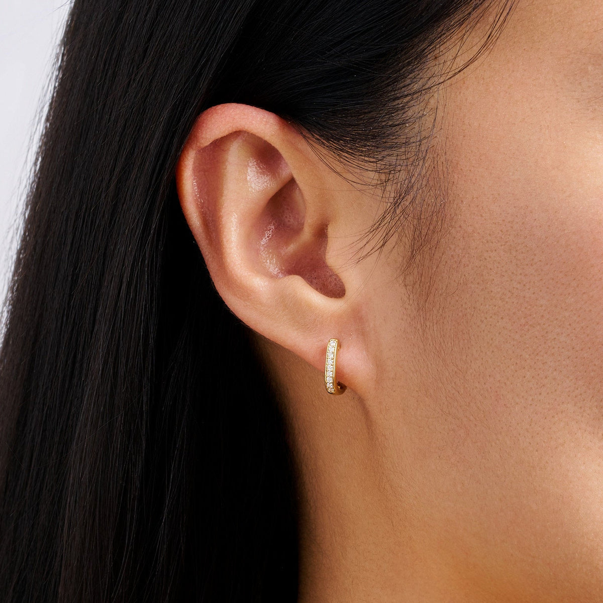Paperclip Diamond Huggie Earrings in 18ct Yellow Gold