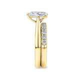 Pear Cut Diamond Engagement Ring in 18ct Yellow Gold