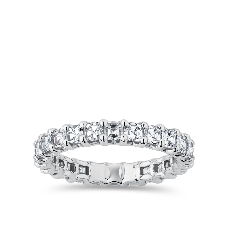 Diamond Ring in Platinum