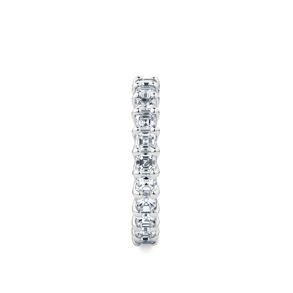 Diamond Ring in Platinum