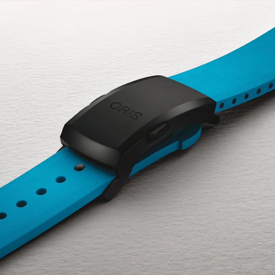 Oris Aquis Automatic Men's 49.50mm Watch 733 7801 7255-SET