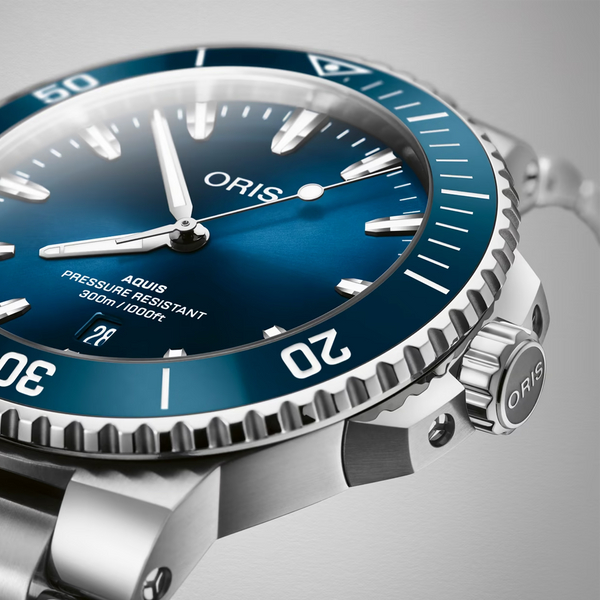 Oris Aquis Date