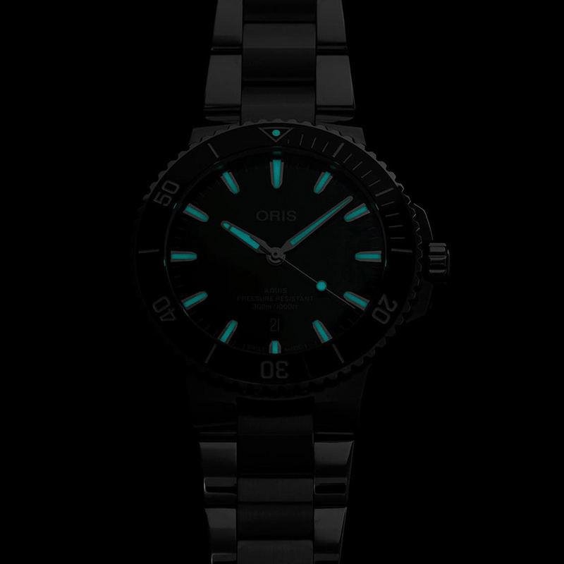 Oris Aquis Date