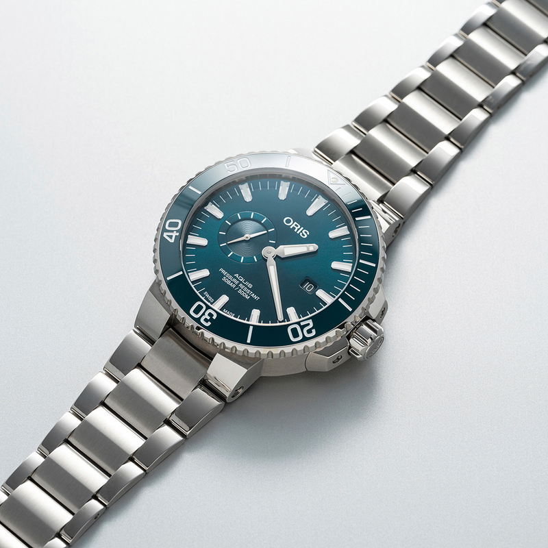 Oris Aquis Small Second Date 45.50mm Stainless Steel Bracelet 01 743 7733 4155-07 8 24 05PEB Hardy Brothers Jewellers