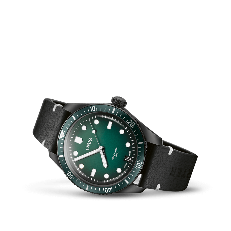 Oris Diver 10 Years of Mr Porter Limited Edition Watch 400 7772 4217 SET Hardy Brothers Jewellers